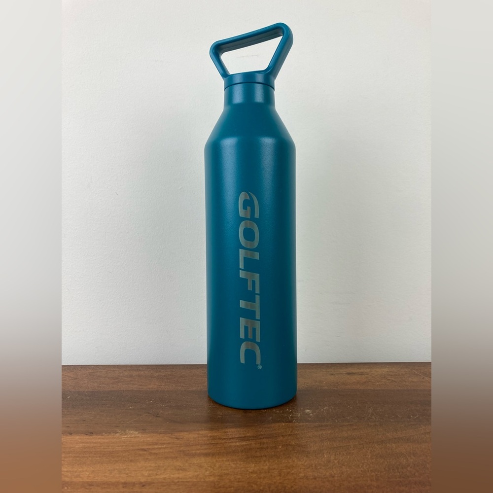 Miir Turquoise And Silver Color way 23 Fluid Ounces Pre-Owned Water Bottle